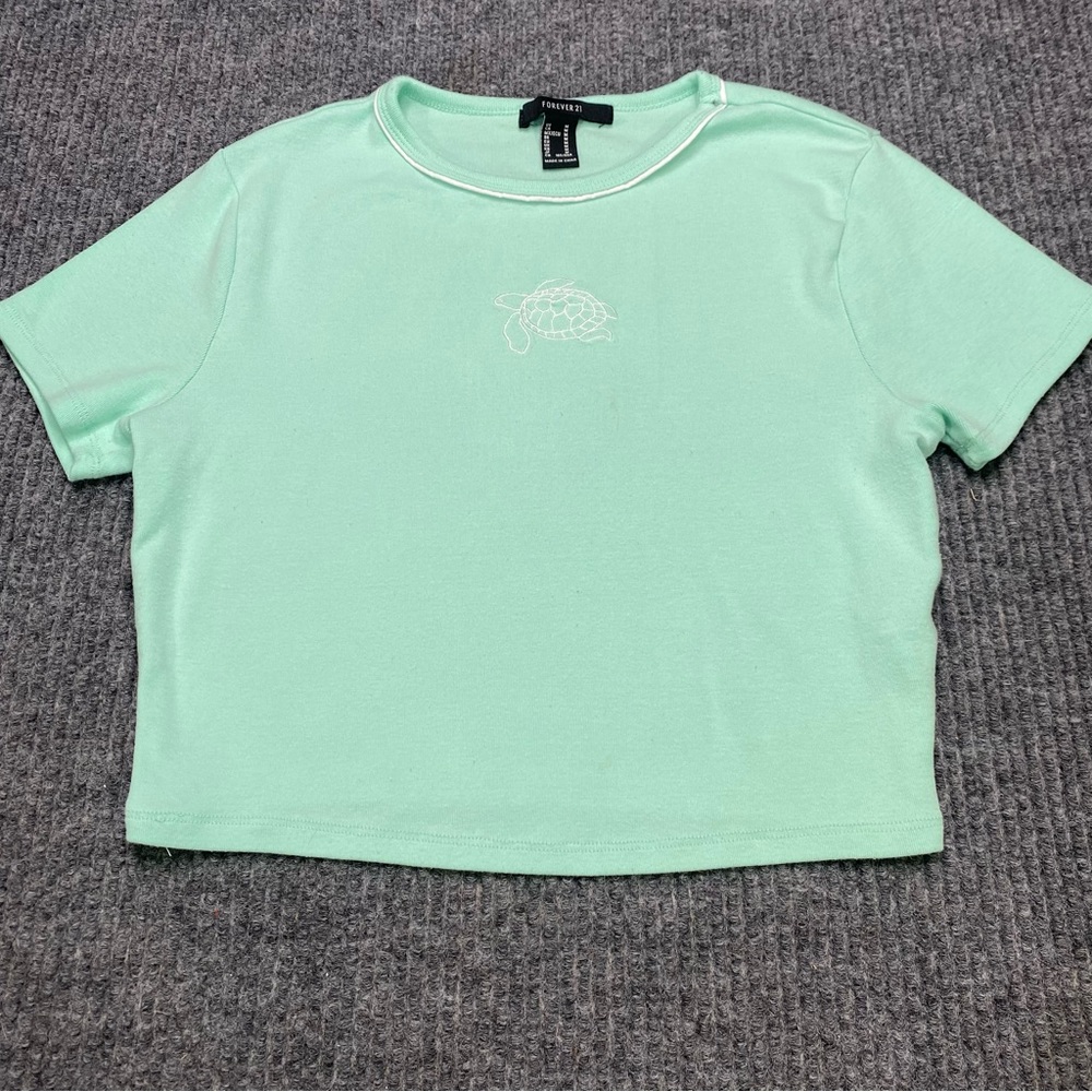 Forever 21 Crop Top Size Medium